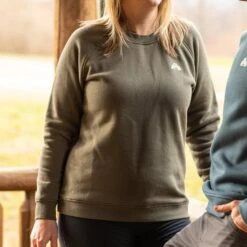 EMS Women's Crew Neck Graphic Sweatshirt 9 EMS Women's Crew Neck Graphic Sweatshirt -Active Luxe Shop 2070797 302 alt3