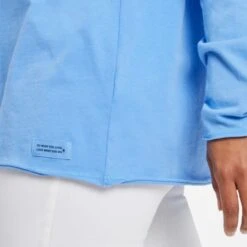 LIFE IS GOOD Women's Positive Sun Long-Sleeve Crusher Lite Hooded Tee 9 LIFE IS GOOD Women's Positive Sun Long-Sleeve Crusher Lite Hooded Tee -Active Luxe Shop 2082667 405 alt2