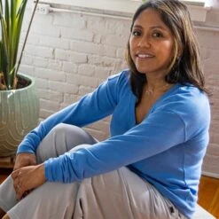 EMS Women's Softspun Long-Sleeve V-Neck 12 EMS Women's Softspun Long-Sleeve V-Neck -Active Luxe Shop 2085509 405 alt4