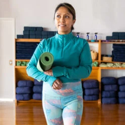 EMS Women's Sat Nam 1/2-Zip Crop -Active Luxe Shop 2085529 309 alt4