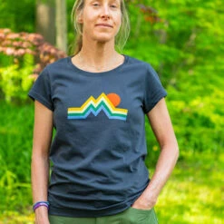 EMS Women's Retro Mountains Short-Sleeve Graphic Tee -Active Luxe Shop 2086722 001 alt2