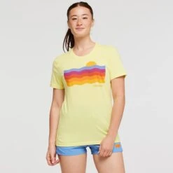 COTOPAXI Women's Disco Wave Organic Short-Sleeve Tee -Active Luxe Shop 2088337 740 alt2